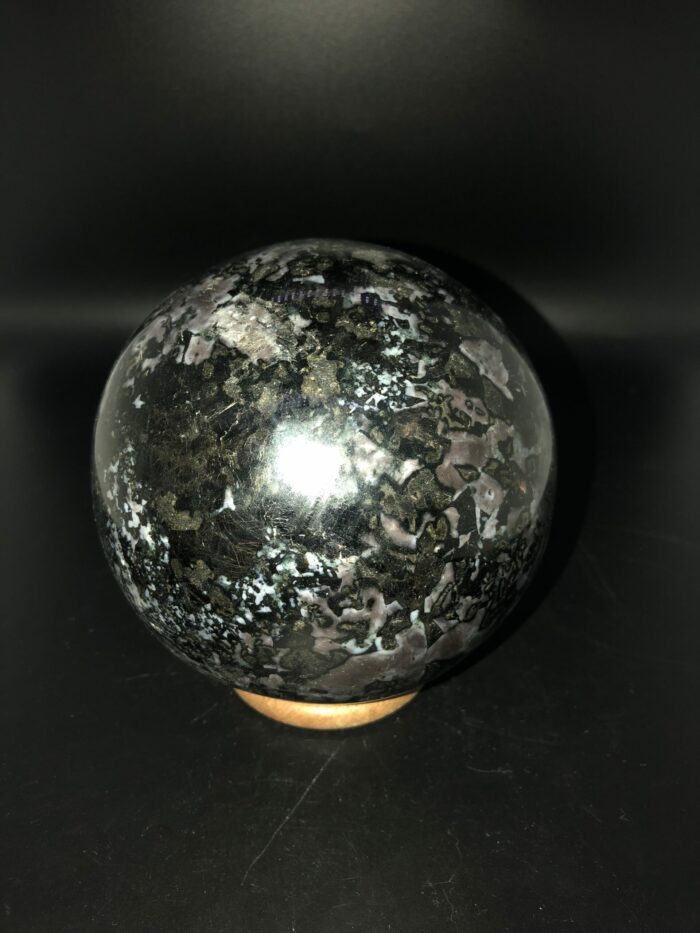 Gabbro (sphère) – Image 3