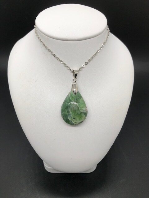 Pendentif jade néphrite (Ref3)