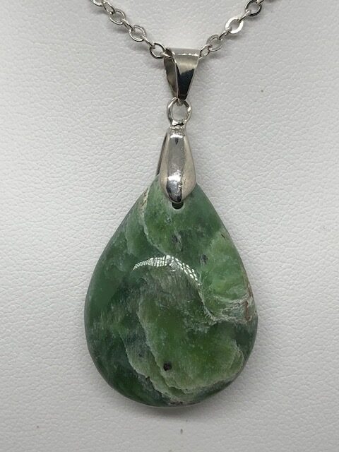 Pendentif jade néphrite (Ref3) – Image 2