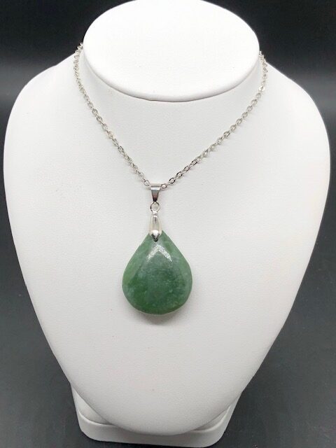 Pendentif jade néphrite (Ref4)