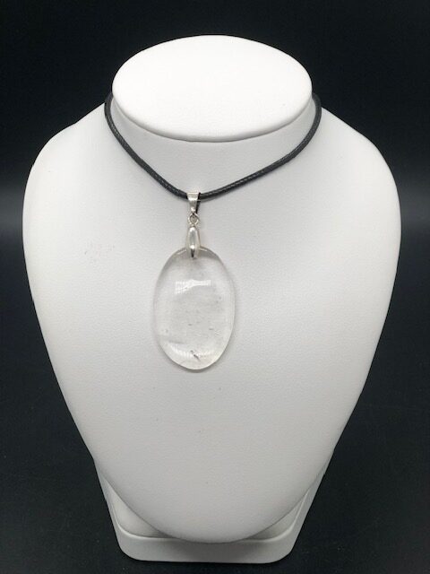 Pendentif cristal de roche (ovale) – Image 2