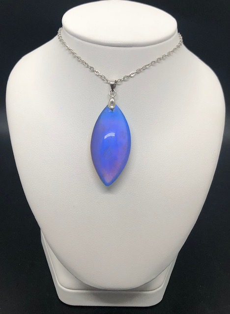 Pendentif ambre bleue d'Indonésie (losange)