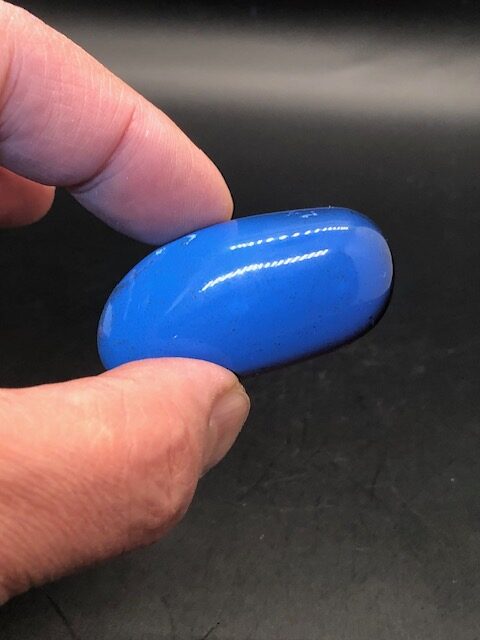 Galet ambre bleu d'Indonésie poli (Ref2) – Image 2