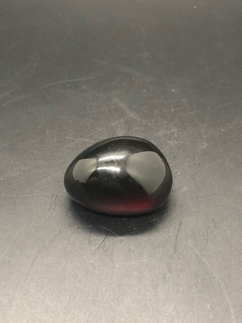 Galet ambre bleu d'Indonésie poli (Ref5) – Image 4