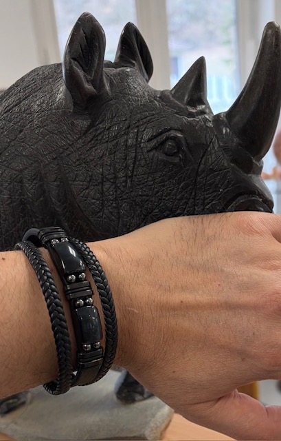 Bracelet Cuir et Pierres de Faucon – Image 4