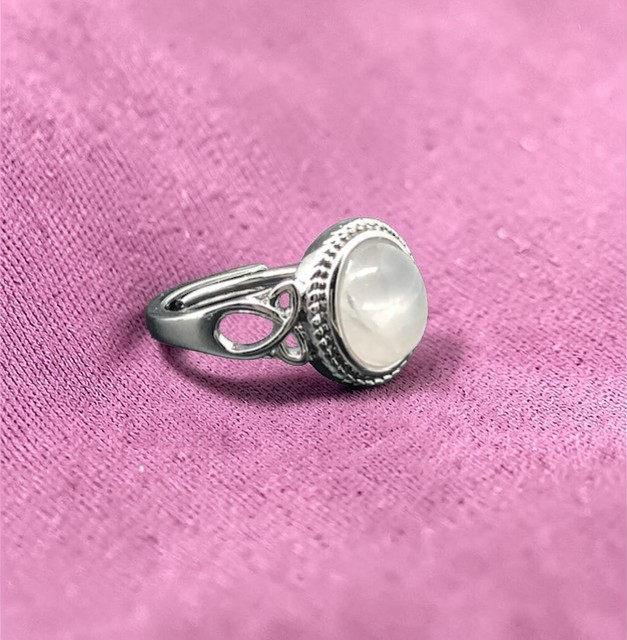 Bague Quartz rose forme ovale (Collection Stella)