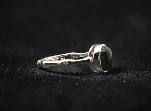 Bague Onyx noir forme ovale (Collection Moon)