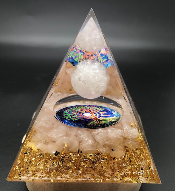 Orgonite (pyramide) – Image 2