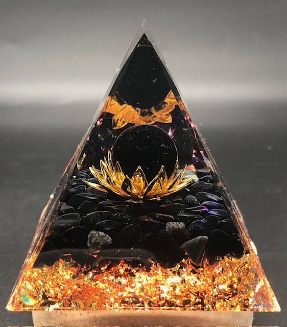 Orgonite (pyramide) – Image 2