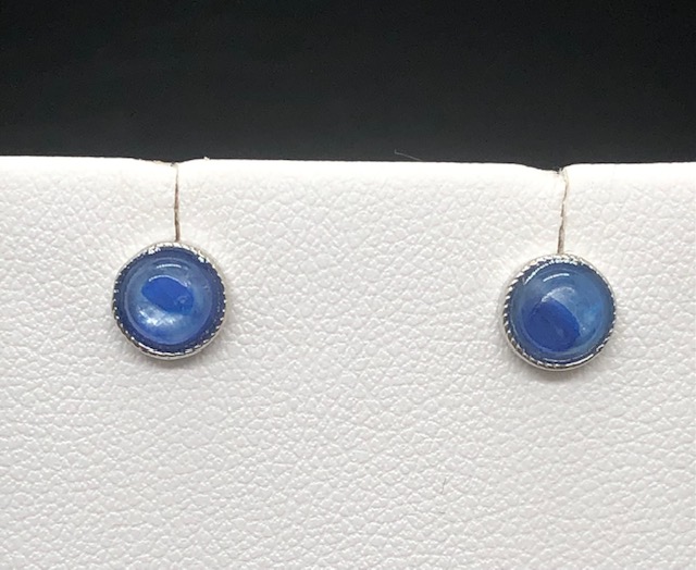 Boucles d'oreilles puces Lisa, cyanite bleue – Image 2