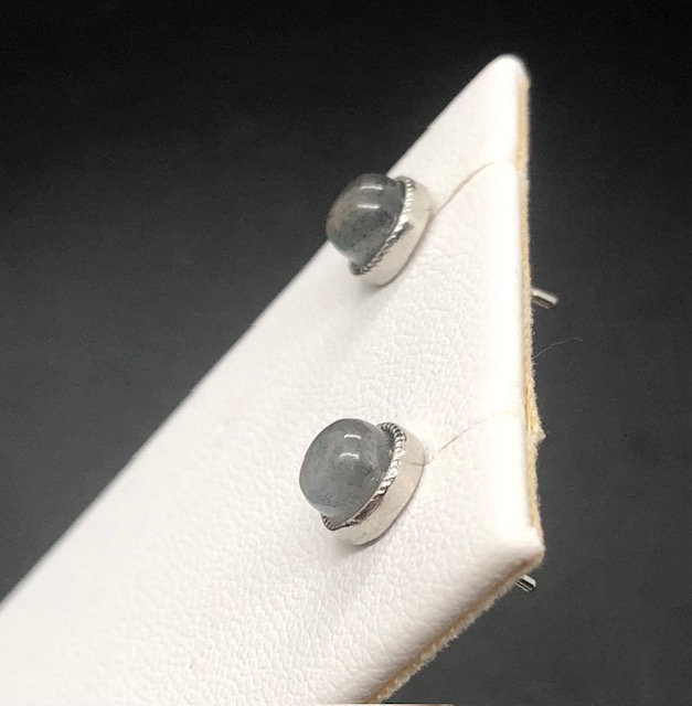 Boucles d'oreilles puces Lisa, labradorite – Image 3