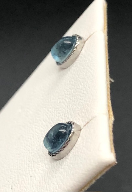 Boucles d'oreilles puces, aigue marine – Image 3