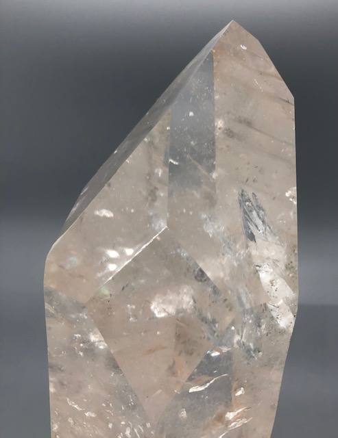 Quartz sur socle en fer forgé – Image 7