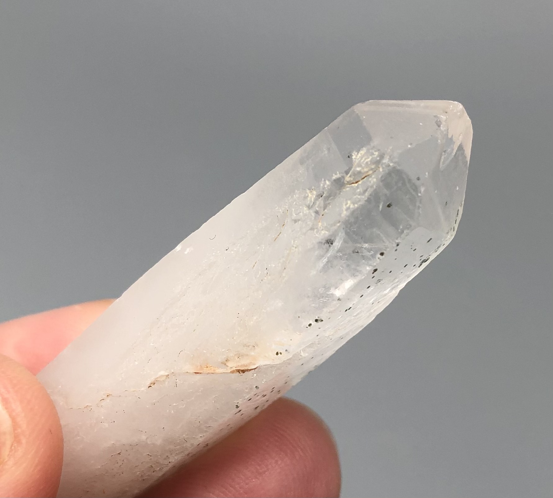 Pointe naturelle d'amas de quartz, pièce n°4 – Image 2