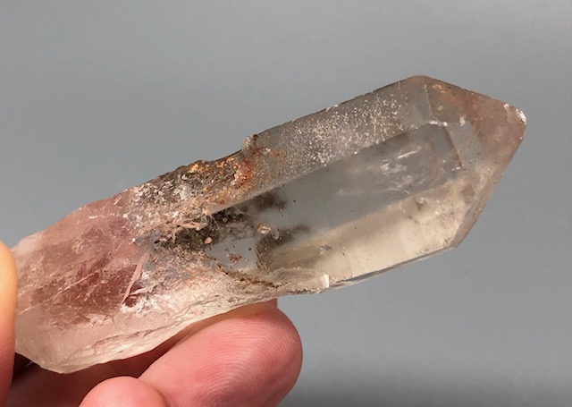 Pointe naturelle d'amas de quartz, pièce n°5 – Image 3