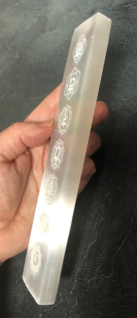 Plaque de rechargement 7 chakras en Sélénite – Image 2