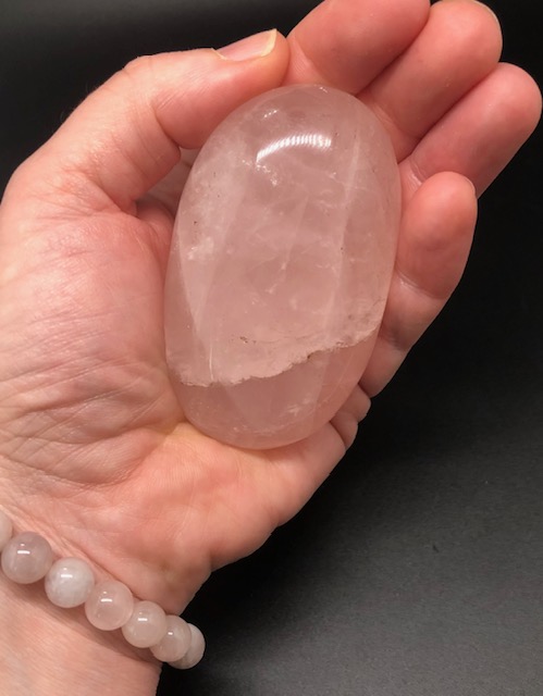Quartz rose, galet modèle 03 – Image 5