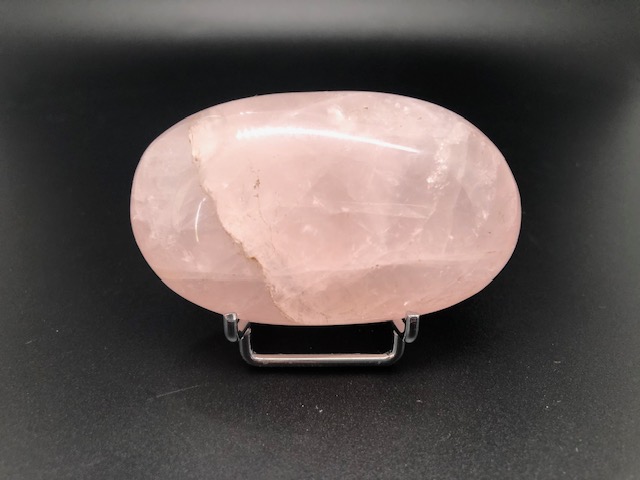 Quartz rose, galet modèle 03