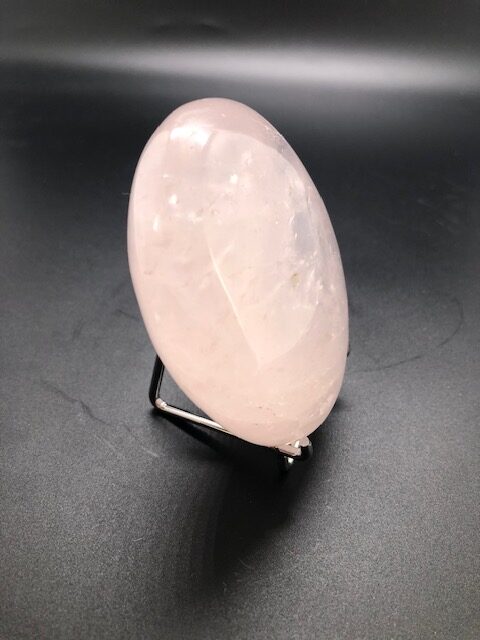 Quartz rose, galet modèle 06 – Image 4