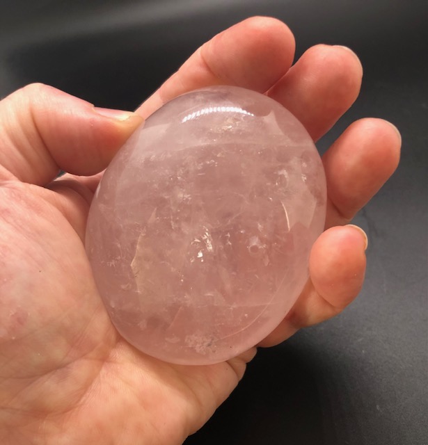 Quartz rose, galet modèle 06 – Image 5