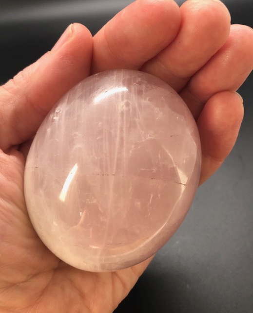 Quartz rose, galet modèle 07 – Image 5
