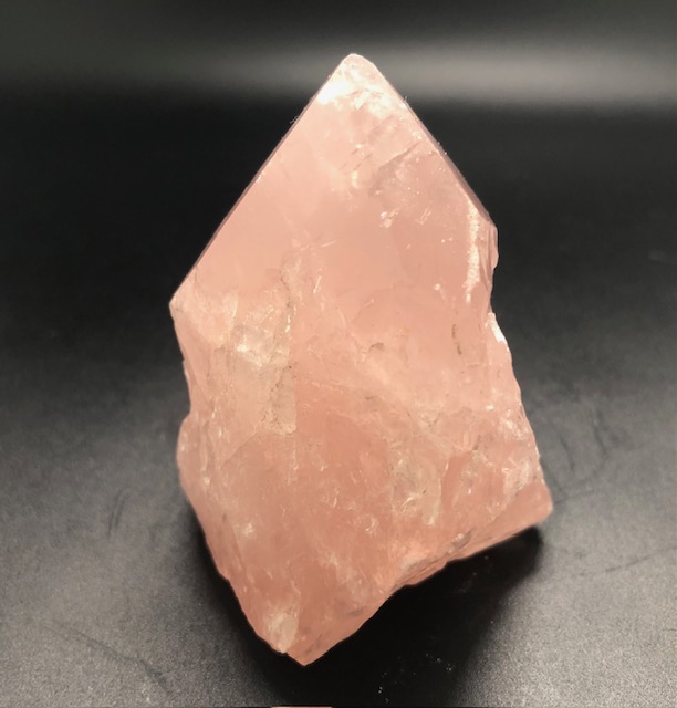 Quartz rose, pointe polie et brute, modèle 01 – Image 2