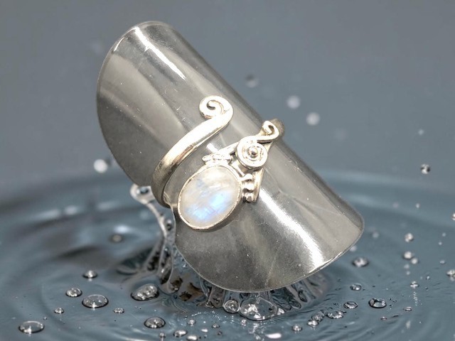 Bague argent 925, pierre de lune blanche M04