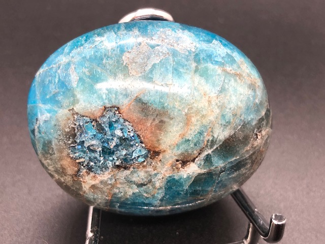 Apatite bleue (galet 07) – Image 2